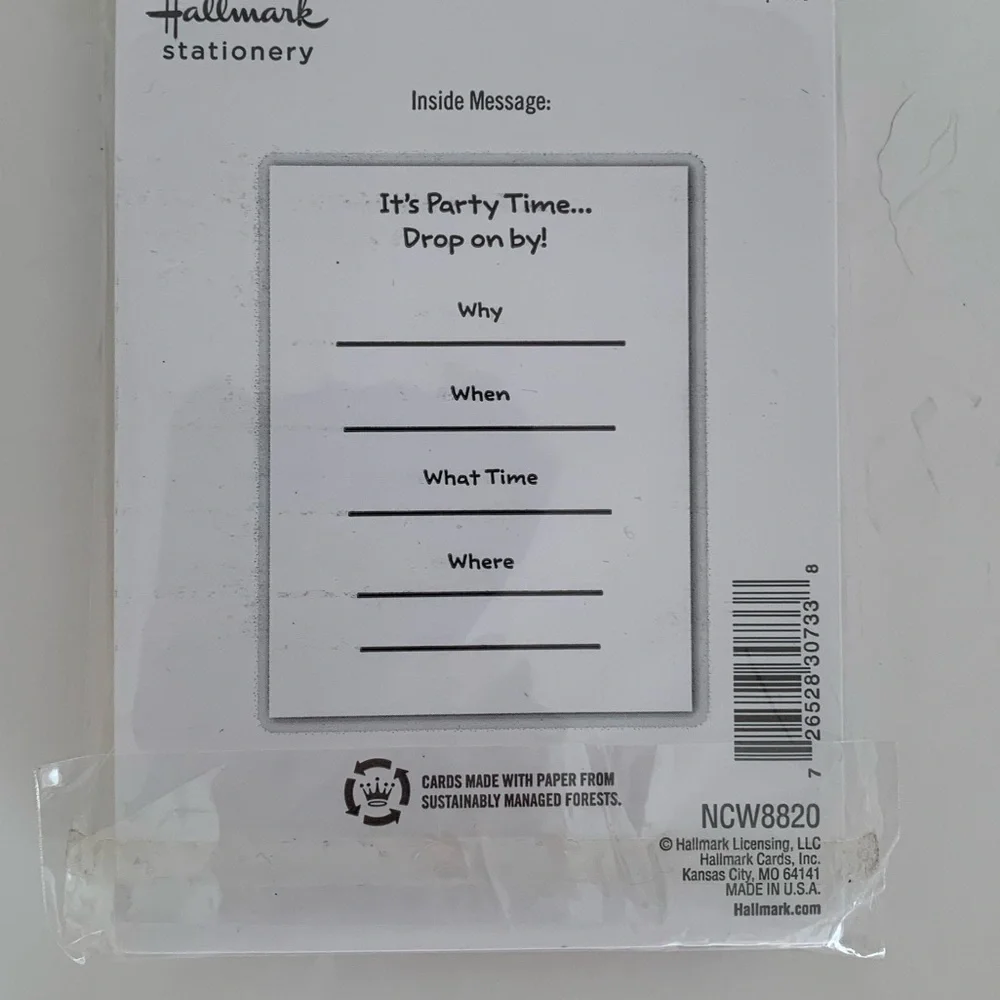 NWT 12 Hallmark Party Invitations & Envelopes Red Solo Cup Postcard Style